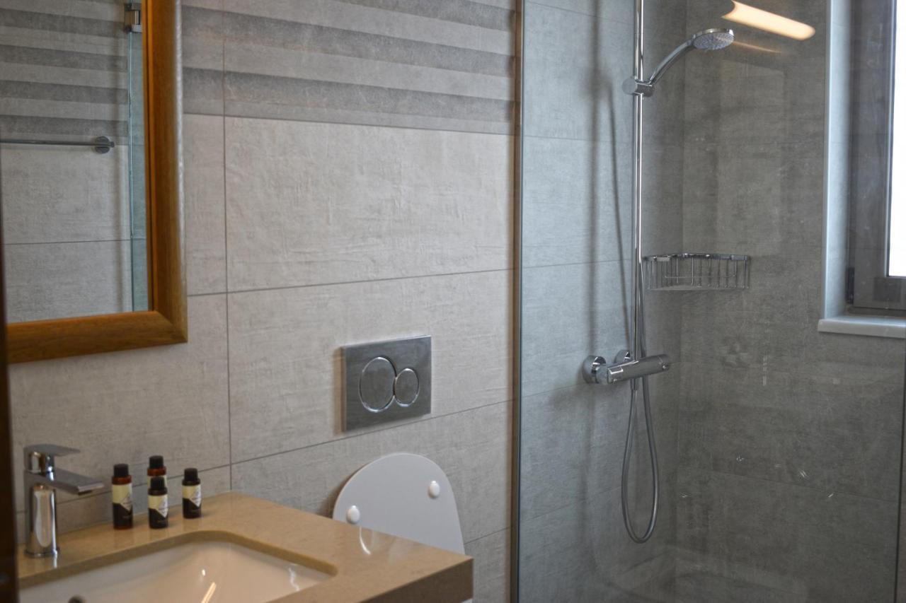 Four Seasons Homes Stalós Eksteriør billede